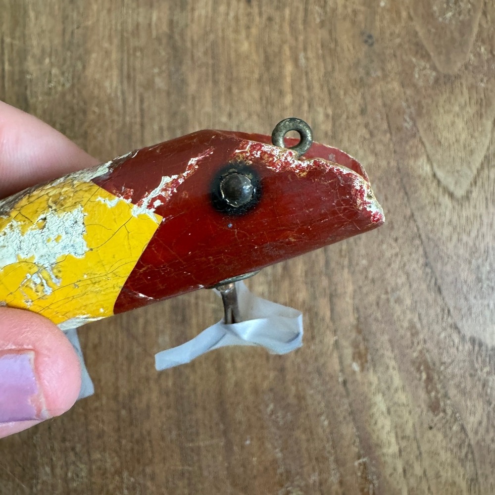 Vintage Heddon Wood Triple Treble Hook Hand‎ painted WELL LOVED fishing lure - Picture 3 of 7